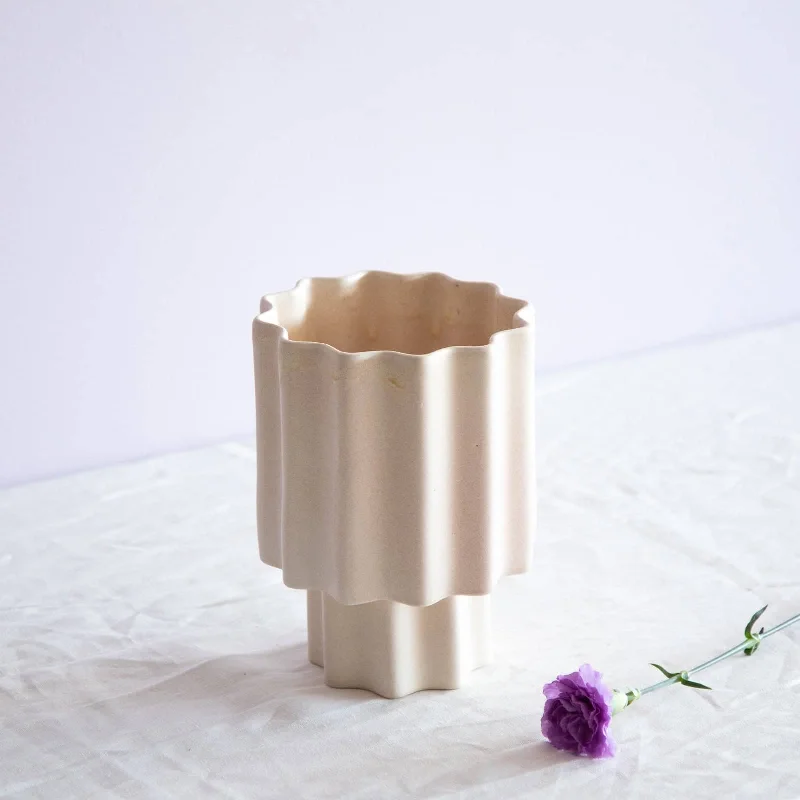 Regular Tapered Vase - Saltlake