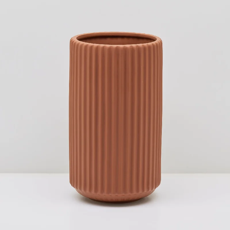 Ribbed Vase - Coral - Medium