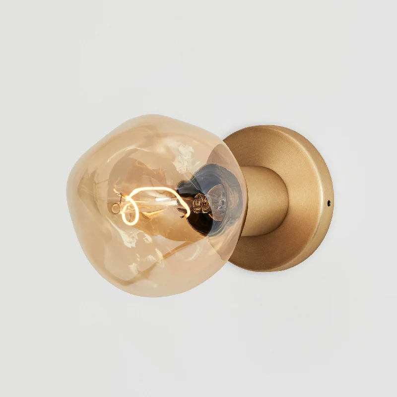 Lochan Wall Light in Brass + Voronoi I